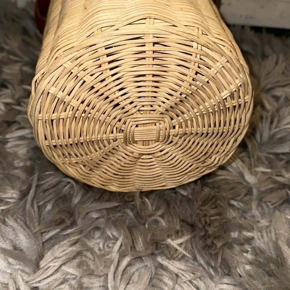 Straw Bucket Bag Top Strap handle - Picture 3 of 4